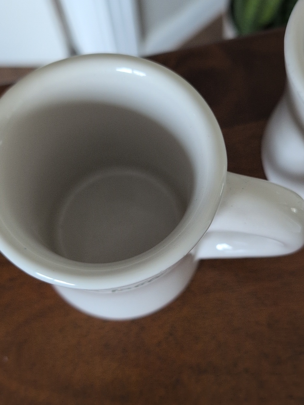 Vintage Sur La Table White Ceramic Mugs with Green Logo - Set of 2 - Picture 5 of 9